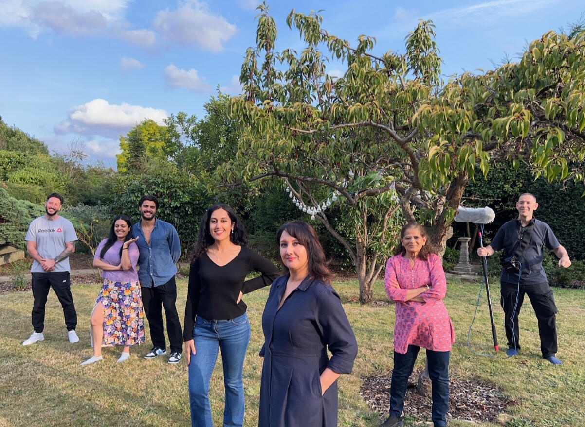 Cast &amp; crew on the set of &#39;Old is Gold&#39;